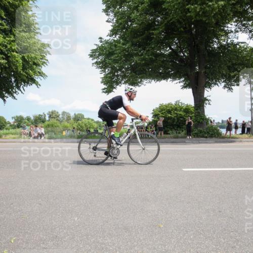 15.06.2025 - 7 Türme Triathlon Yannick Fuchs http://msf.ph/oto/7988790 15.06.2025 12:58:11 Radfahren 558, 623, 734 meine-sportfotos.de