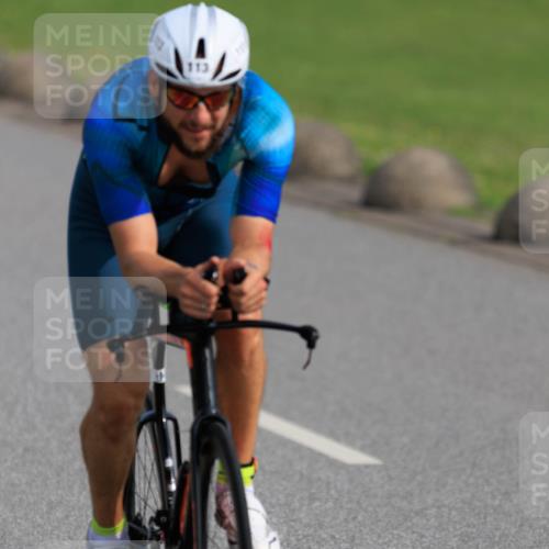15.06.2025 - 27. Vierlanden-Triathlon H.Heesch http://msf.ph/oto/7988811 15.06.2025 09:28:29 Radfahren 113, 116, 154 meine-sportfotos.de