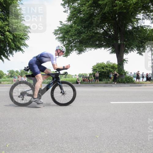 15.06.2025 - 7 Türme Triathlon Yannick Fuchs http://msf.ph/oto/7988928 15.06.2025 12:58:52 Radfahren 327, 527, 665, 681, 701, 1182 meine-sportfotos.de