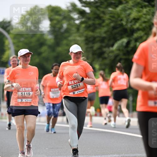 15.06.2025 - REWE Women's Run Dr. Thomas Lammeyer http://msf.ph/oto/7988944 15.06.2025 10:48:50 Laufen 5119, 5291 meine-sportfotos.de