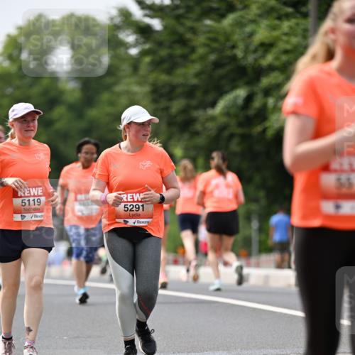 15.06.2025 - REWE Women's Run Dr. Thomas Lammeyer http://msf.ph/oto/7988953 15.06.2025 10:48:50 Laufen 5119, 5291 meine-sportfotos.de