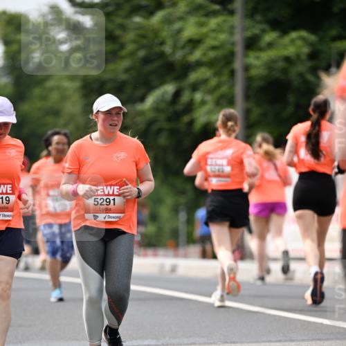 15.06.2025 - REWE Women's Run Dr. Thomas Lammeyer http://msf.ph/oto/7988971 15.06.2025 10:48:51 Laufen 19, 5291 meine-sportfotos.de