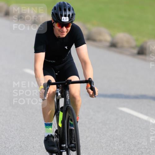 15.06.2025 - 27. Vierlanden-Triathlon H.Heesch http://msf.ph/oto/7988992 15.06.2025 09:30:09 Radfahren 109, 115, 139, 144, 167 meine-sportfotos.de