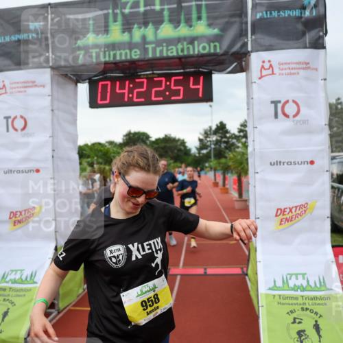 15.06.2025 - 7 Türme Triathlon Michael Strokosch http://msf.ph/oto/7988998 15.06.2025 14:22:53 Ziel 373, 423, 437, 497, 754, 761, 893, 946, 958 meine-sportfotos.de