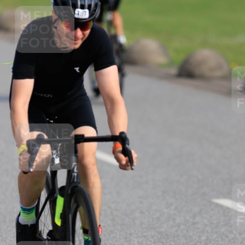 15.06.2025 - 27. Vierlanden-Triathlon H.Heesch http://msf.ph/oto/7989005 15.06.2025 09:30:10 Radfahren 109, 115, 139, 144, 167 meine-sportfotos.de