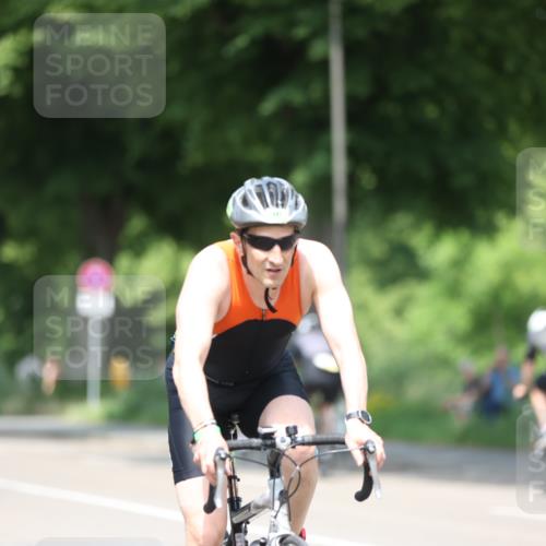 15.06.2025 - 7 Türme Triathlon Yannick Fuchs http://msf.ph/oto/7989024 15.06.2025 13:00:47 Radfahren 327, 361, 398, 641, 927, 1169 meine-sportfotos.de
