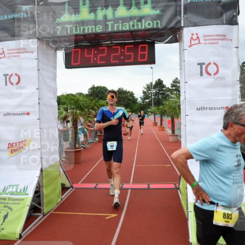 15.06.2025 - 7 Türme Triathlon Michael Strokosch http://msf.ph/oto/7989063 15.06.2025 14:22:58 Ziel 373, 437, 510, 820, 893, 946, 958 meine-sportfotos.de