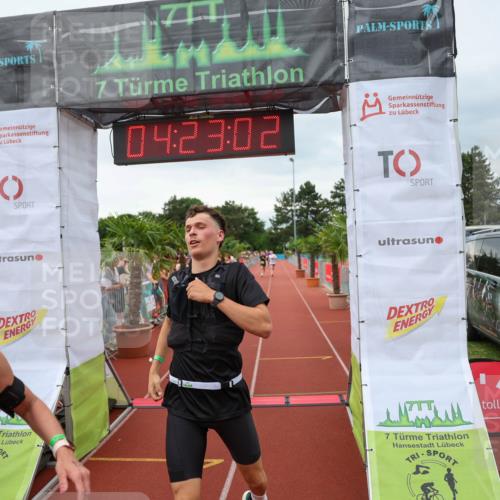 15.06.2025 - 7 Türme Triathlon Michael Strokosch http://msf.ph/oto/7989147 15.06.2025 14:23:02 Ziel 437, 510, 820, 893 meine-sportfotos.de