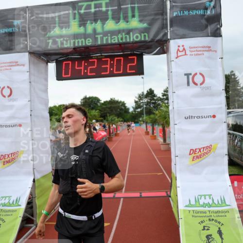 15.06.2025 - 7 Türme Triathlon Michael Strokosch http://msf.ph/oto/7989157 15.06.2025 14:23:02 Ziel 437, 510, 820, 893 meine-sportfotos.de