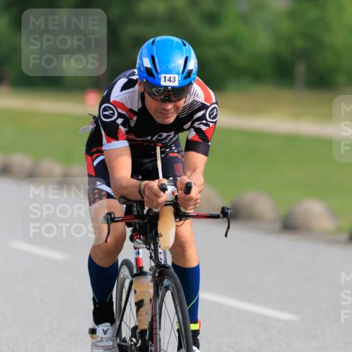 15.06.2025 - 27. Vierlanden-Triathlon H.Heesch http://msf.ph/oto/7989168 15.06.2025 09:31:53 Radfahren 93, 143, 178, 185 meine-sportfotos.de