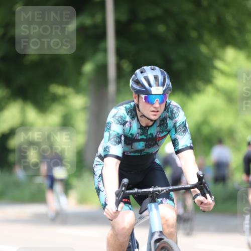 15.06.2025 - 7 Türme Triathlon Yannick Fuchs http://msf.ph/oto/7989187 15.06.2025 13:00:54 Radfahren 298, 361, 376, 398, 467, 467, 515, 524, 545, 774, 804, 846, 872, 1028, 1070, 1091 meine-sportfotos.de