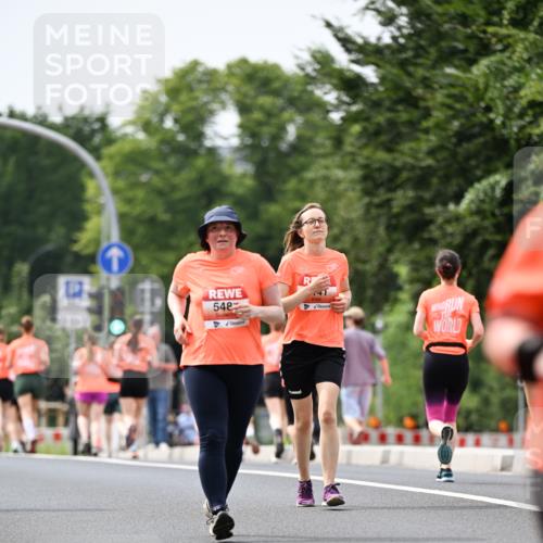 15.06.2025 - REWE Women's Run Dr. Thomas Lammeyer http://msf.ph/oto/7989189 15.06.2025 10:49:01 Laufen 548 meine-sportfotos.de