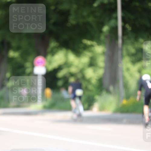15.06.2025 - 7 Türme Triathlon Yannick Fuchs http://msf.ph/oto/7989193 15.06.2025 13:00:55 Radfahren 298, 376, 398, 467, 467, 515, 524, 545, 774, 804, 846, 872, 1028, 1070, 1091 meine-sportfotos.de