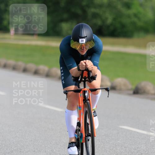 15.06.2025 - 27. Vierlanden-Triathlon H.Heesch http://msf.ph/oto/7989194 15.06.2025 09:32:03 Radfahren 18, 38, 93, 123, 185, 193, 225 meine-sportfotos.de
