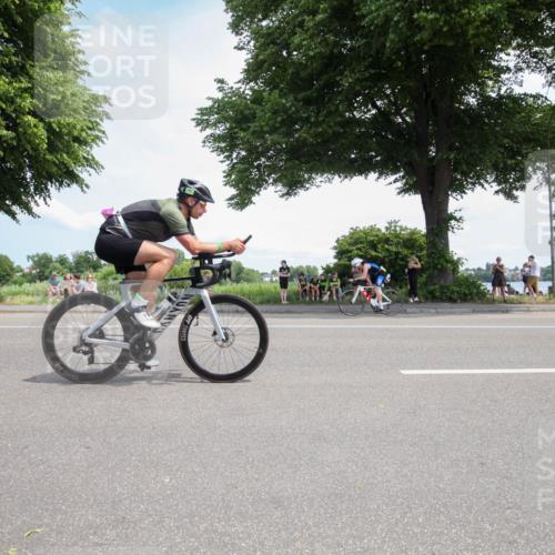 15.06.2025 - 7 Türme Triathlon Yannick Fuchs http://msf.ph/oto/7989282 15.06.2025 13:01:41 Radfahren 264, 621, 1146 meine-sportfotos.de