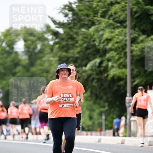 15.06.2025 - REWE Women's Run Dr. Thomas Lammeyer http://msf.ph/oto/7989297 15.06.2025 10:49:03 Laufen 5481 meine-sportfotos.de