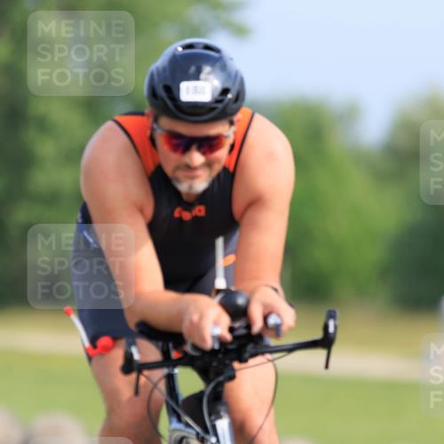 15.06.2025 - 27. Vierlanden-Triathlon H.Heesch http://msf.ph/oto/7989309 15.06.2025 09:34:23 Radfahren 87, 188 meine-sportfotos.de