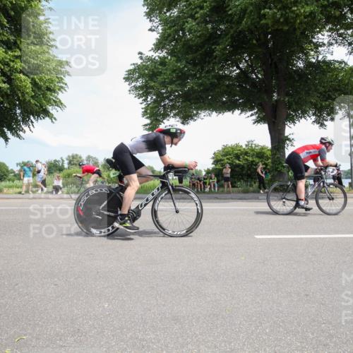 15.06.2025 - 7 Türme Triathlon Yannick Fuchs http://msf.ph/oto/7989323 15.06.2025 13:02:00 Radfahren 353, 453, 456, 644, 853, 1074, 1114 meine-sportfotos.de