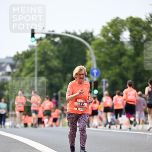15.06.2025 - REWE Women's Run Dr. Thomas Lammeyer http://msf.ph/oto/7989327 15.06.2025 10:49:04 Laufen 5533 meine-sportfotos.de