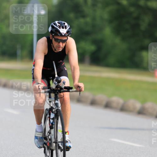 15.06.2025 - 27. Vierlanden-Triathlon H.Heesch http://msf.ph/oto/7989340 15.06.2025 09:36:06 Radfahren 23, 163 meine-sportfotos.de