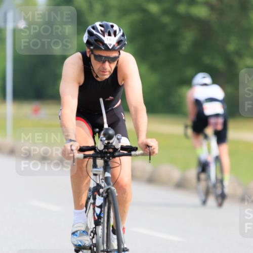 15.06.2025 - 27. Vierlanden-Triathlon H.Heesch http://msf.ph/oto/7989349 15.06.2025 09:36:06 Radfahren 23, 163 meine-sportfotos.de
