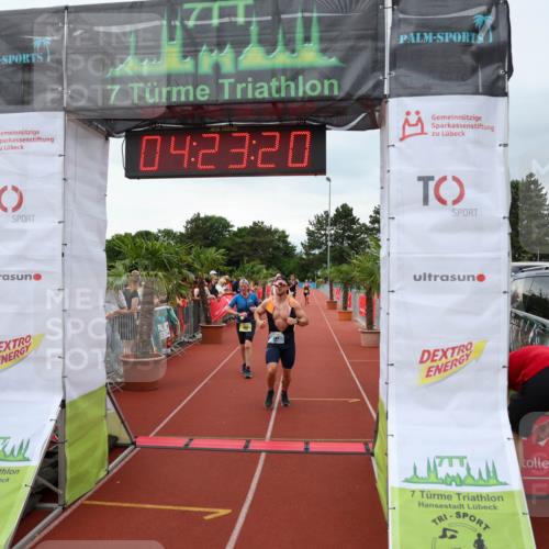 15.06.2025 - 7 Türme Triathlon Michael Strokosch http://msf.ph/oto/7989365 15.06.2025 14:23:19 Ziel 531, 839, 962, 1039, 1058 meine-sportfotos.de