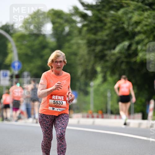 15.06.2025 - REWE Women's Run Dr. Thomas Lammeyer http://msf.ph/oto/7989396 15.06.2025 10:49:07 Laufen 5533 meine-sportfotos.de