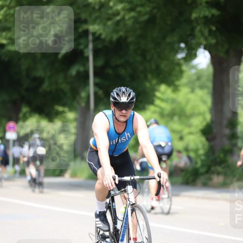 15.06.2025 - 7 Türme Triathlon Yannick Fuchs http://msf.ph/oto/7989412 15.06.2025 13:01:37 Radfahren 264, 393, 573, 621, 877, 901, 971, 988, 1142, 1144, 1193 meine-sportfotos.de
