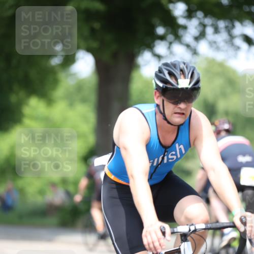15.06.2025 - 7 Türme Triathlon Yannick Fuchs http://msf.ph/oto/7989424 15.06.2025 13:01:37 Radfahren 264, 393, 573, 621, 877, 901, 971, 988, 1142, 1144, 1193 meine-sportfotos.de
