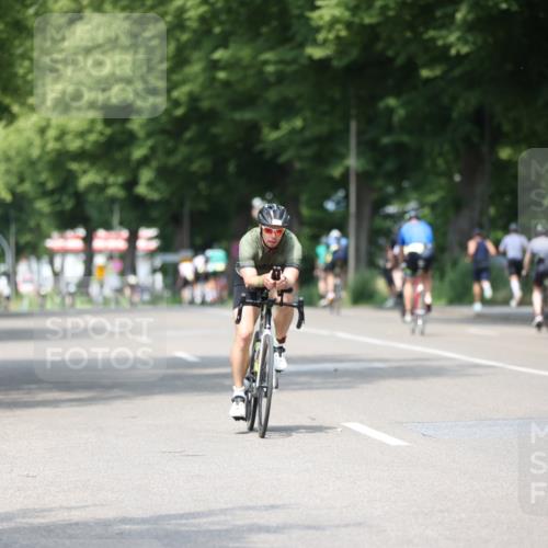 15.06.2025 - 7 Türme Triathlon Yannick Fuchs http://msf.ph/oto/7989457 15.06.2025 13:01:39 Radfahren 264, 393, 621, 877, 1142, 1144, 1146, 1193 meine-sportfotos.de