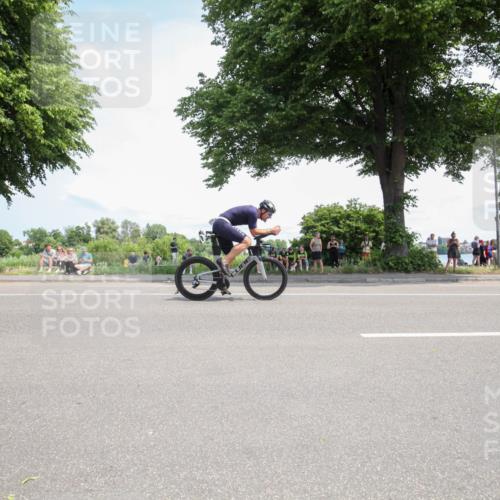 15.06.2025 - 7 Türme Triathlon Yannick Fuchs http://msf.ph/oto/7989477 15.06.2025 13:03:55 Radfahren 250, 303, 364, 432, 457, 1127, 1186 meine-sportfotos.de