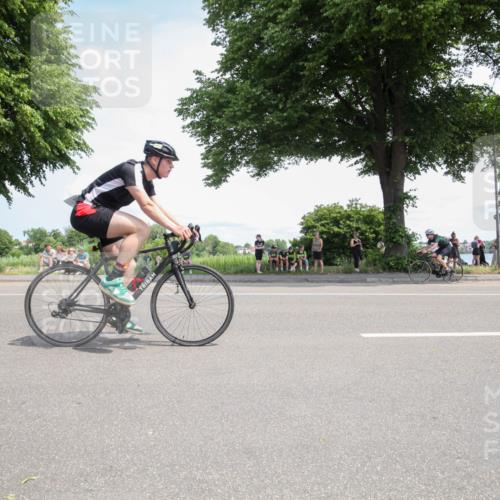 15.06.2025 - 7 Türme Triathlon Yannick Fuchs http://msf.ph/oto/7989495 15.06.2025 13:04:00 Radfahren 303, 364, 432, 453, 1005, 1127, 1134 meine-sportfotos.de