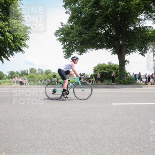 15.06.2025 - 7 Türme Triathlon Yannick Fuchs http://msf.ph/oto/7989515 15.06.2025 13:04:32 Radfahren 379, 816 meine-sportfotos.de