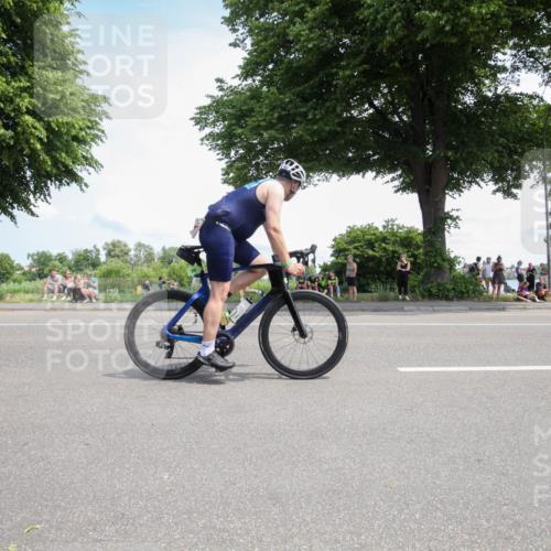15.06.2025 - 7 Türme Triathlon Yannick Fuchs http://msf.ph/oto/7989523 15.06.2025 13:04:46 Radfahren 464, 502, 884, 944, 1007 meine-sportfotos.de