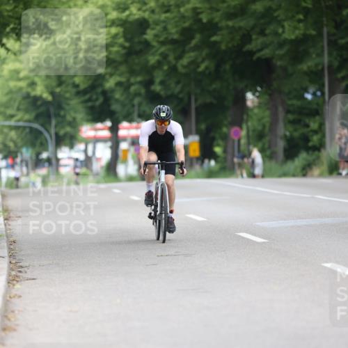 15.06.2025 - 7 Türme Triathlon Yannick Fuchs http://msf.ph/oto/7989527 15.06.2025 11:48:29 Radfahren 257, 291 meine-sportfotos.de