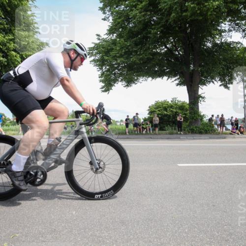 15.06.2025 - 7 Türme Triathlon Yannick Fuchs http://msf.ph/oto/7989530 15.06.2025 13:04:48 Radfahren 464, 502, 884, 944, 1007, 1082 meine-sportfotos.de