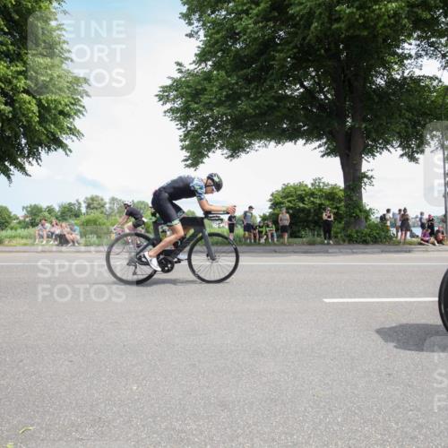 15.06.2025 - 7 Türme Triathlon Yannick Fuchs http://msf.ph/oto/7989538 15.06.2025 13:04:49 Radfahren 464, 502, 944, 1007, 1082 meine-sportfotos.de