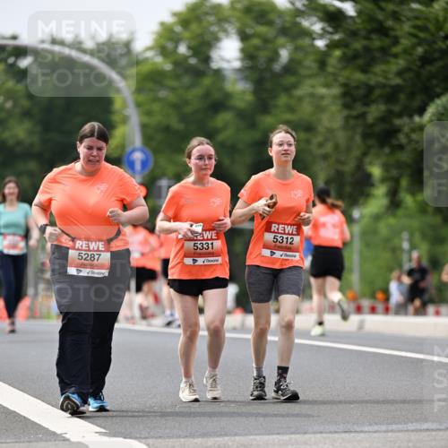 15.06.2025 - REWE Women's Run Dr. Thomas Lammeyer http://msf.ph/oto/7989549 15.06.2025 10:49:21 Laufen 5287, 5331, 5312 meine-sportfotos.de