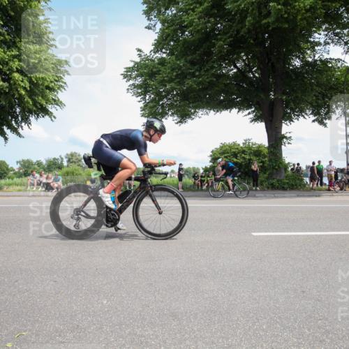 15.06.2025 - 7 Türme Triathlon Yannick Fuchs http://msf.ph/oto/7989604 15.06.2025 13:05:30 Radfahren 218, 292, 457 meine-sportfotos.de