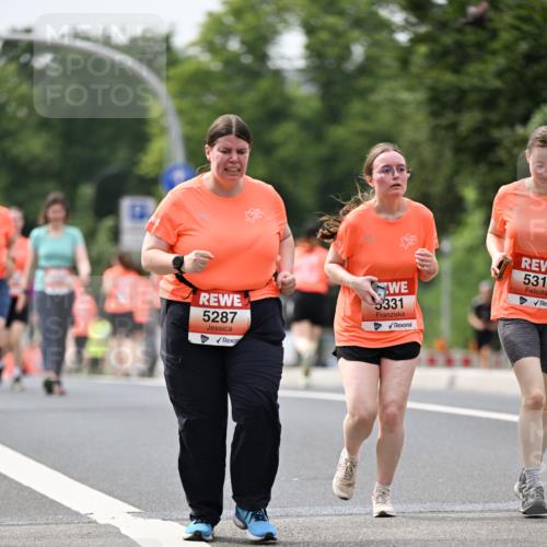 15.06.2025 - REWE Women's Run Dr. Thomas Lammeyer http://msf.ph/oto/7989626 15.06.2025 10:49:23 Laufen 5287, 531, 331 meine-sportfotos.de