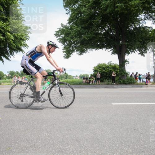 15.06.2025 - 7 Türme Triathlon Yannick Fuchs http://msf.ph/oto/7989646 15.06.2025 13:06:02 Radfahren 320, 447, 479, 794, 972 meine-sportfotos.de