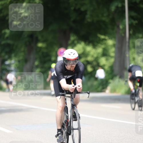 15.06.2025 - 7 Türme Triathlon Yannick Fuchs http://msf.ph/oto/7989656 15.06.2025 13:01:59 Radfahren 355, 453, 456, 554, 644, 853, 1074, 1074, 1114 meine-sportfotos.de