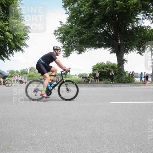 15.06.2025 - 7 Türme Triathlon Yannick Fuchs http://msf.ph/oto/7989677 15.06.2025 13:06:10 Radfahren 509 meine-sportfotos.de