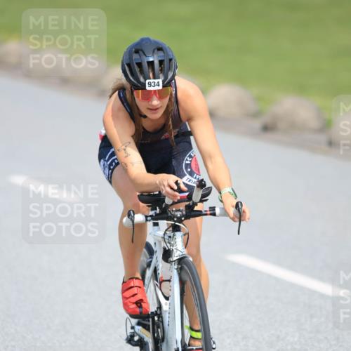 21.06.2025 - 27. Vierlanden-Triathlon H.Heesch http://msf.ph/oto/7989686 15.06.2025 11:47:31 Radfahren 649, 684, 847, 934 meine-sportfotos.de