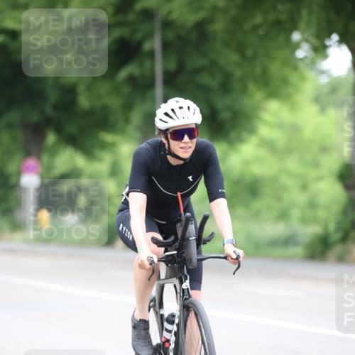 15.06.2025 - 7 Türme Triathlon Yannick Fuchs http://msf.ph/oto/7989700 15.06.2025 11:49:53 Radfahren 327 meine-sportfotos.de