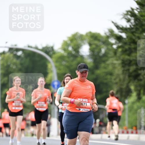 15.06.2025 - REWE Women's Run Dr. Thomas Lammeyer http://msf.ph/oto/7989713 15.06.2025 10:49:30 Laufen 71 meine-sportfotos.de