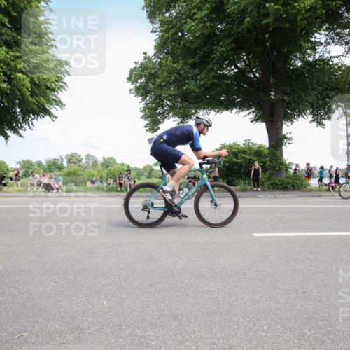 15.06.2025 - 7 Türme Triathlon Yannick Fuchs http://msf.ph/oto/7989717 15.06.2025 13:06:35 Radfahren 502, 544, 834 meine-sportfotos.de