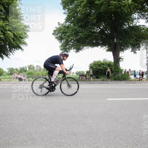 15.06.2025 - 7 Türme Triathlon Yannick Fuchs http://msf.ph/oto/7989740 15.06.2025 13:06:37 Radfahren 383, 544, 572, 834 meine-sportfotos.de