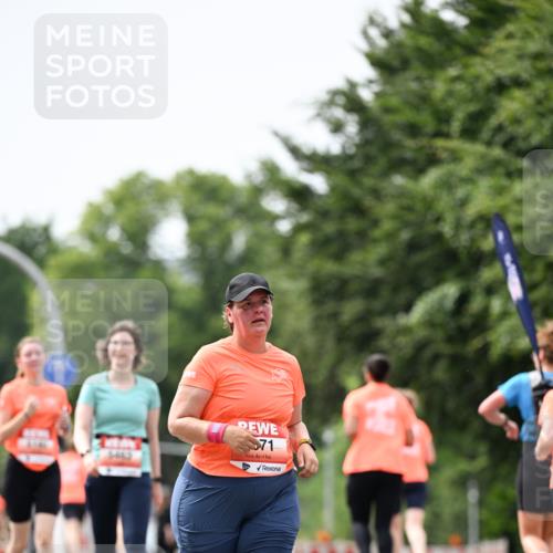 15.06.2025 - REWE Women's Run Dr. Thomas Lammeyer http://msf.ph/oto/7989762 15.06.2025 10:49:31 Laufen 71 meine-sportfotos.de