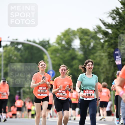 15.06.2025 - REWE Women's Run Dr. Thomas Lammeyer http://msf.ph/oto/7989824 15.06.2025 10:49:33 Laufen 5152, 5180, 5463 meine-sportfotos.de